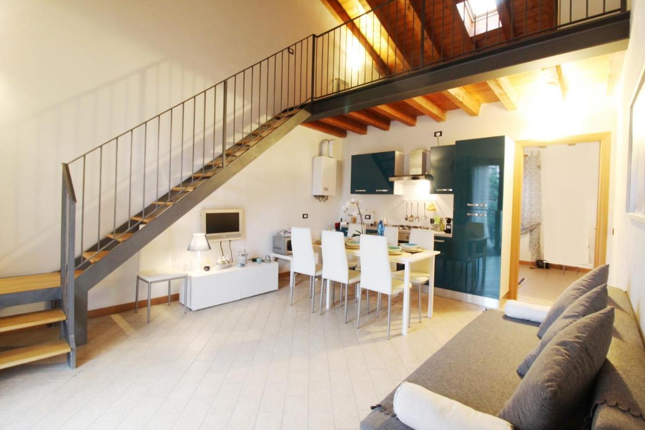 Апартаменты Loft Regia Antica Лонато Экстерьер фото