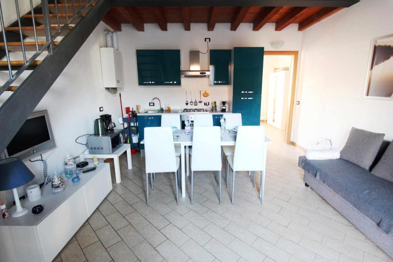 Апартаменты Loft Regia Antica Лонато Экстерьер фото